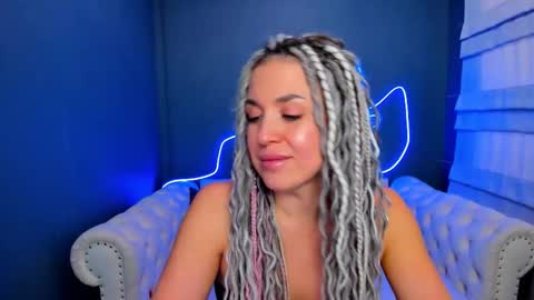 Roxy online show from 3, 2, 2026