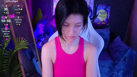 roxy_riot_ online show from 28, 10, 2025