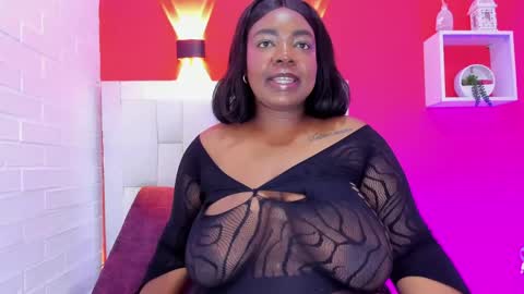 Snapshot of roxy_sexy69 chatting on 19, 5, 2026 roxy_sexy69 online show from 19, 5, 2026