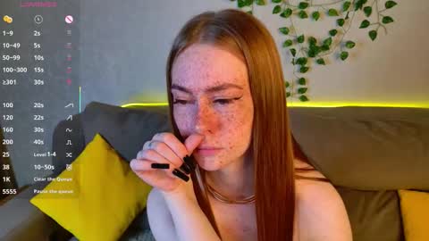 Snapshot of roxy_sunny chatting on 28, 11, 2025 Roxy GMT2 Mon 10 AM - 4 PMTue 10 AM - 4 PM Wed 10 AM - 4 PM Sat 10 AM - 4 PM Sun 10 AM - 4 PM. online show from 28, 11, 2025