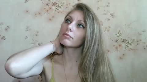 roxyfox18x01 online show from 5, 4, 2026