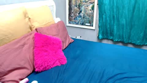 ROXYLUVXXX online show from 1, 4, 2026