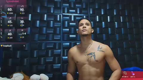 Snapshot of roy_barney chatting on 30, 9, 2025 ANTONIO online show from 30, 9, 2025