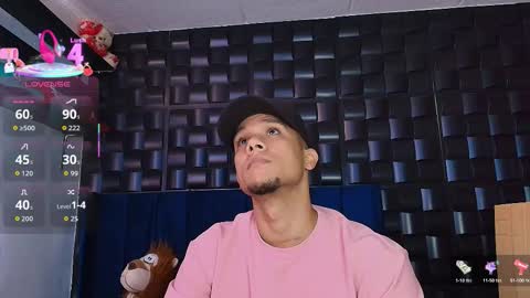 Snapshot of roy_barney chatting on 3, 11, 2025 ANTONIO online show from 3, 11, 2025