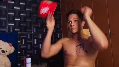 Snapshot of roy_barney chatting on 9, 11, 2025 ANTONIO online show from 9, 11, 2025