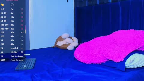 Snapshot of roy_barney chatting on 22, 11, 2025 ANTONIO online show from 22, 11, 2025