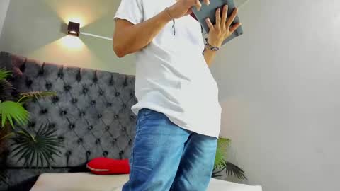 ROY online show from 15, 10, 2025