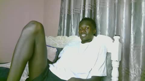 Snapshot of royalty254 chatting on 9, 3, 2026 royalty254 online show from 9, 3, 2026