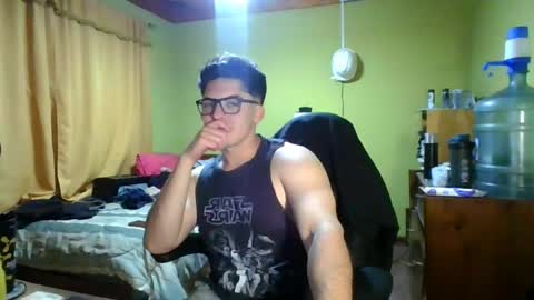 Snapshot of rpaulo25 chatting on 15, 5, 2026 rpaulo25 online show from 15, 5, 2026