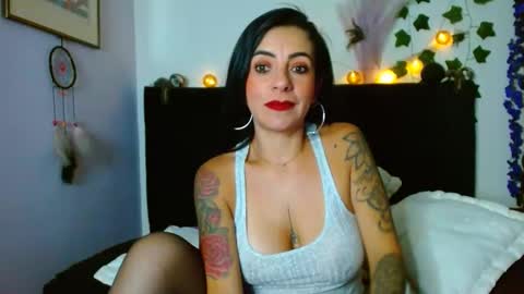 Snapshot of rubi_fox82 chatting on 4, 3, 2025 online show from 4, 3, 2025
