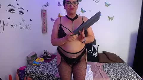 Snapshot of ruby_brown_ chatting on 7, 1, 2025 Ruby online show from 7, 1, 2025