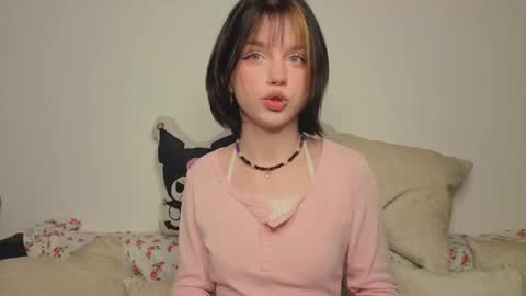 Snapshot of ruby_dallos chatting on 17, 12, 2025 Ruby online show from 17, 12, 2025