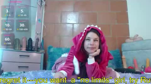 Snapshot of rubyemerald_ chatting on 3, 3, 2026 rubyemerald_ online show from 3, 3, 2026