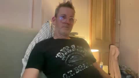 Snapshot of ruedog72 chatting on 26, 10, 2025 ruedog72 online show from 26, 10, 2025