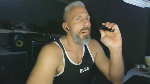 Snapshot of ruffi77 chatting on 29, 12, 2024 Chico que rico Caliente online show from 29, 12, 2024
