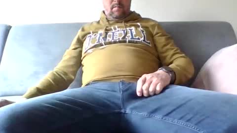 runner_1978 online show from 25, 3, 2026