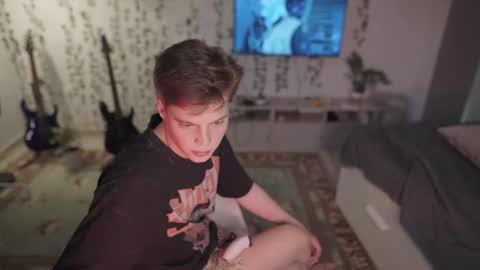 rusbradpitt online show from 19, 11, 2025