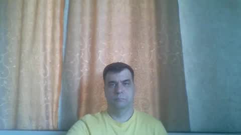 Snapshot of rusqadisx chatting on 6, 10, 2025 rusqadisx online show from 6, 10, 2025
