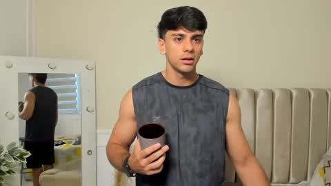 Snapshot of russ_w8 chatting on 14, 9, 2025 Russ online show from 14, 9, 2025