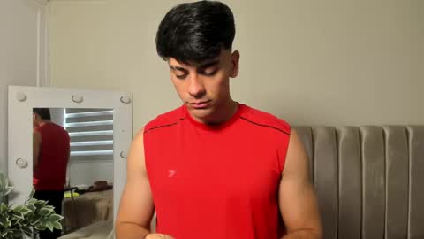 Snapshot of russ_w8 chatting on 16, 9, 2025 Russ online show from 16, 9, 2025