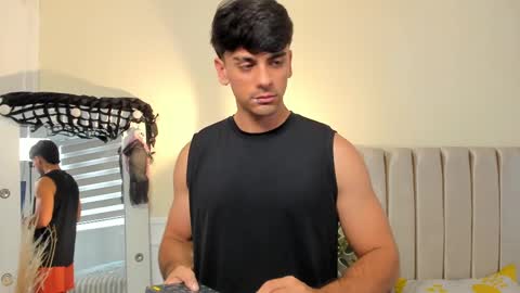 Snapshot of russ_w8 chatting on 2, 10, 2025 Russ online show from 2, 10, 2025