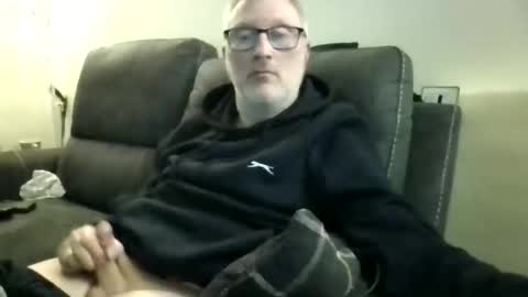 Snapshot of rusty69x chatting on 3, 12, 2025 rusty69x online show from 3, 12, 2025