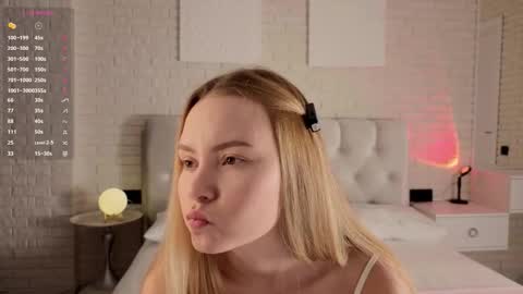 Ruta prize for the new fan club members hehe online show from 15, 11, 2025