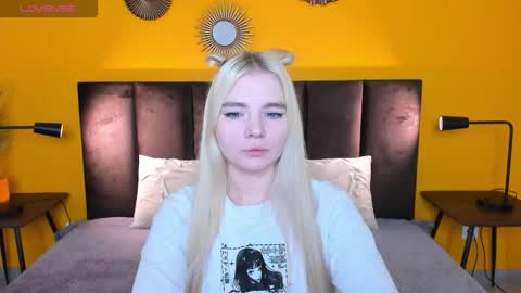 Snapshot of ruthbryant chatting on 13, 10, 2025 ruthbryant online show from 13, 10, 2025