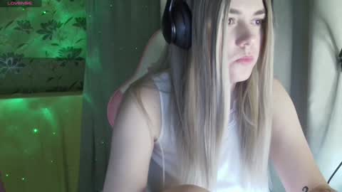 Snapshot of ruthsimp chatting on 15, 1, 2025 Tanyushka online show from 15, 1, 2025