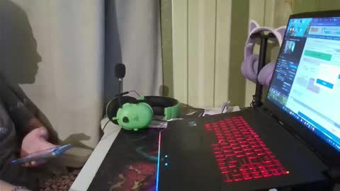 Snapshot of ruthsimp chatting on 30, 11, 2025 Tanyushka online show from 30, 11, 2025