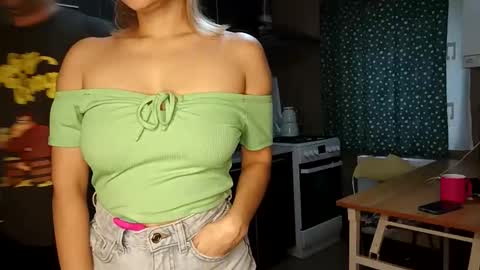 ruxandradanny online show from 3, 10, 2025