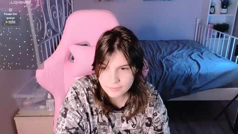 Ruyjin online show from 4, 2, 2025