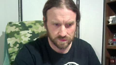 rwb1982 online show from 19, 4, 2026