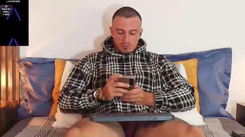 Snapshot of ryamcoast chatting on 15, 2, 2026 Sr Coast online show from 15, 2, 2026