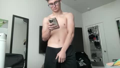 Snapshot of ryan287747 chatting on 24, 11, 2025 ryan online show from 24, 11, 2025