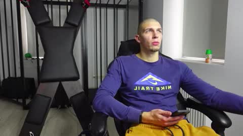 RYAN DOZER online show from 16, 10, 2025