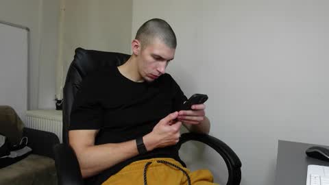 RYAN DOZER online show from 6, 11, 2025