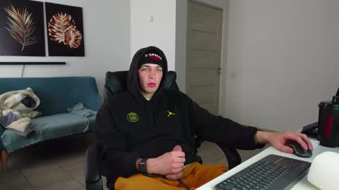 RYAN DOZER online show from 30, 4, 2026