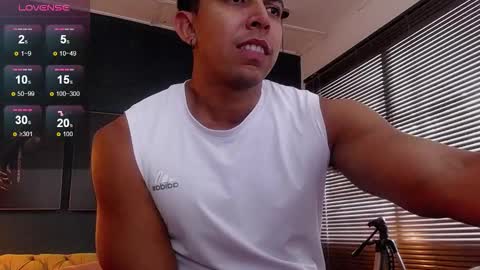 Snapshot of ryan_nesson chatting on 29, 11, 2025 Ryan online show from 29, 11, 2025