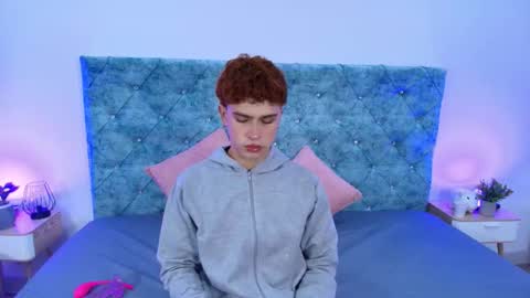 R Y A N   ON   F I R E online show from 9, 2, 2026