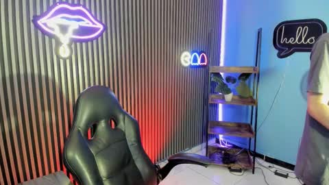 RYAN online show from 5, 12, 2025