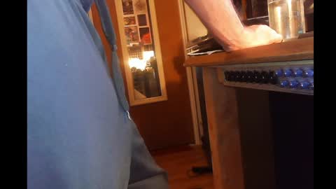 Snapshot of rynoxox chatting on 2, 4, 2026 rynoxox online show from 2, 4, 2026