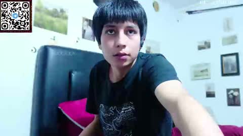 Snapshot of s_a_t_u_r_n chatting on 16, 11, 2025 ST online show from 16, 11, 2025