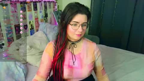 Snapshot of s_katekisa_ss chatting on 11, 9, 2025 Kate online show from 11, 9, 2025