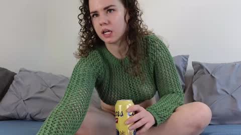 Snapshot of s_leanne_ chatting on 28, 1, 2025 Leanne online show from 28, 1, 2025