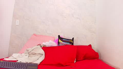 s_sofia_ online show from 8, 1, 2025