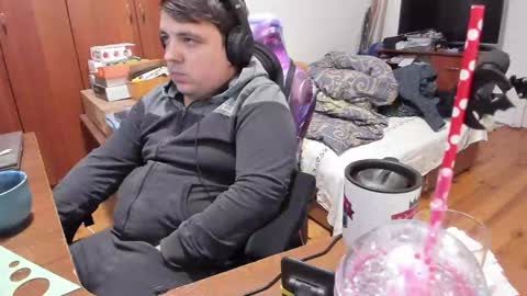 1141323  my Lord Mister Max   moms treasure online show from 13, 1, 2025