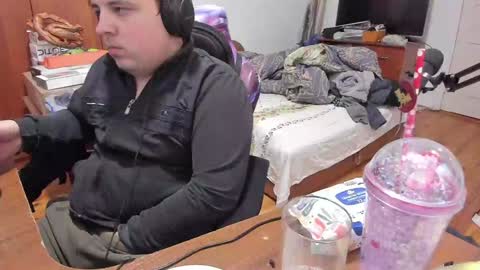 1141323  my Lord Mister Max   moms treasure online show from 24, 1, 2025