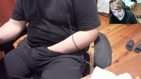 1141323  my Lord Mister Max   moms treasure online show from 11, 10, 2025