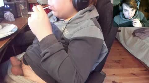 1141323  my Lord Mister Max   moms treasure online show from 8, 1, 2026